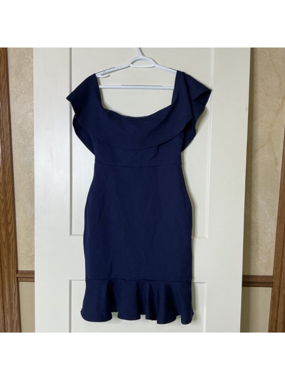 NWT Lulus Navy Blue Ruffle Hem Off-Shoulder Knee Length Cocktail Dress Womens M - Picture 3 of 10